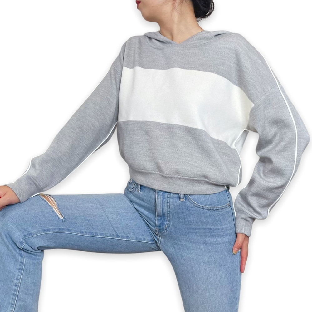 Alice + Olivia Gray and White Hooded Stripe Sweater - Picture 8 of 16